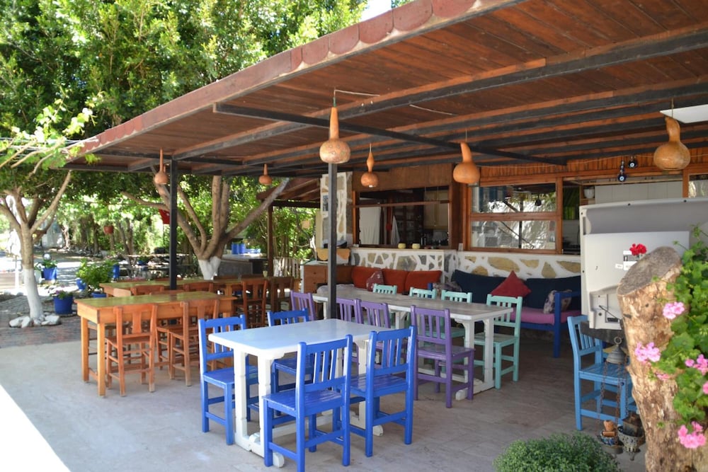 Paradise Gumusluk (limited Hour Front Desk)