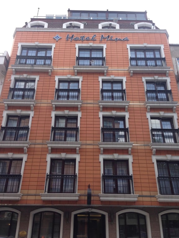 Mina Hotel