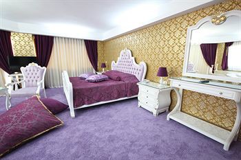 Grand Corner Hotel Boutique Class (Also Known As Grand Corner Boutique Hotel)