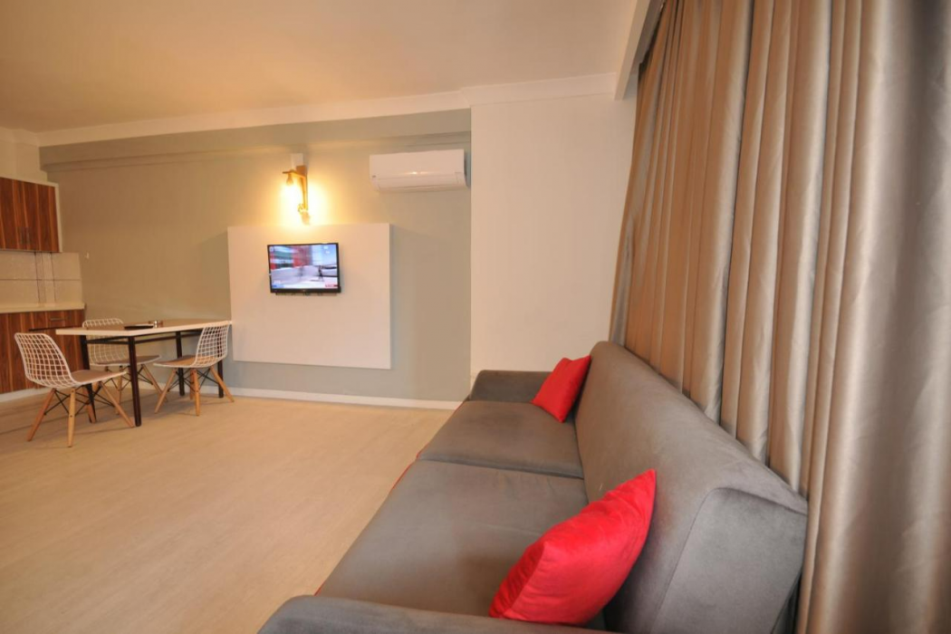 Isla Suite Hotel (ex Isla Apartments)