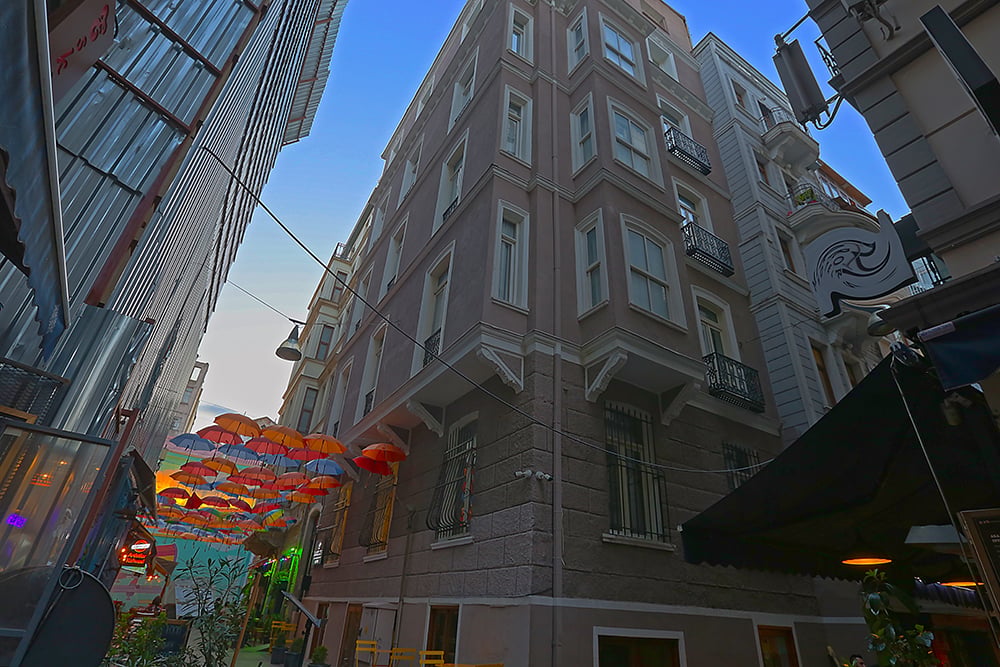 Kamilbey Suites