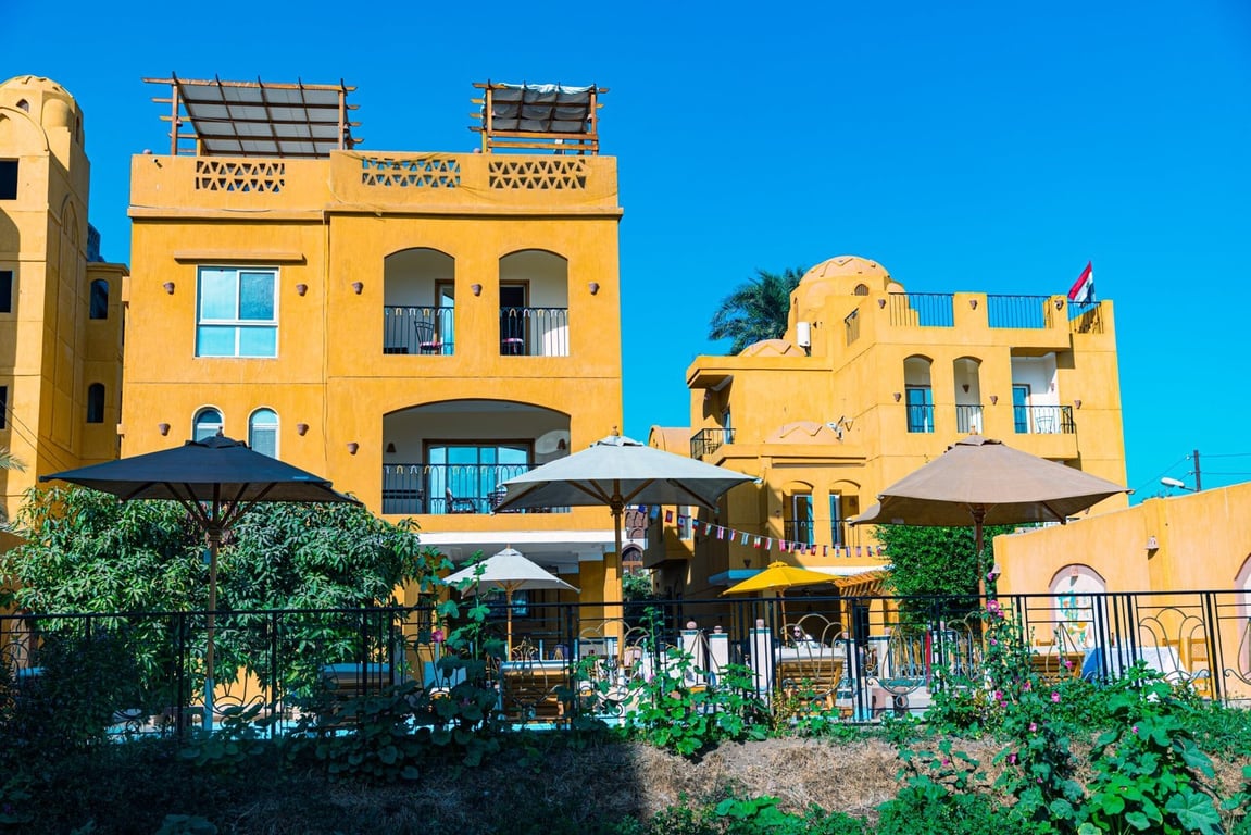Jewel Howard Carter Hotel