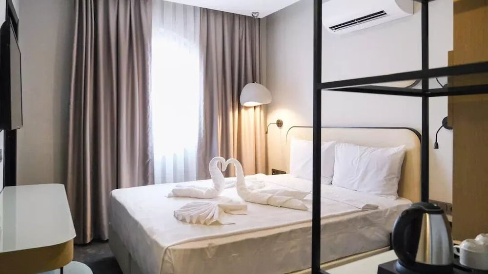 Iberis Lara Hotel