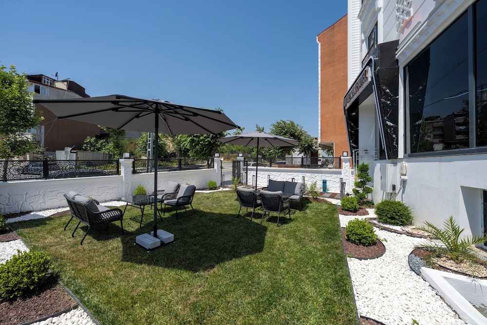 The Private Airport Hotel (51Km Away From Istanbul)
