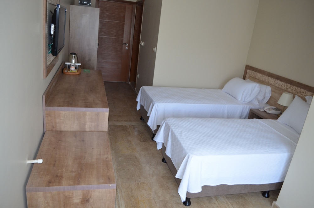 Caissa Hotel