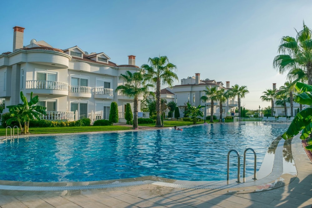 Belek Golf Village Apartments (42Km Away From Antalya)