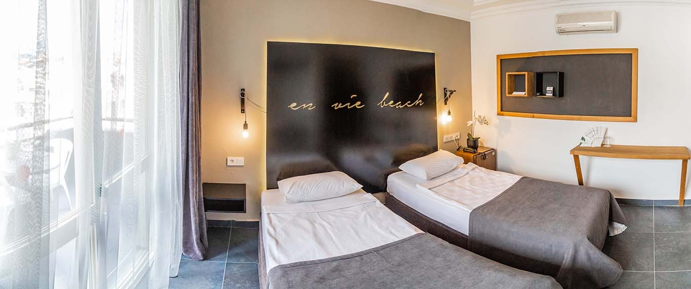 En Vie Beach Boutique Hotel (also Known As En Vie Beach)
