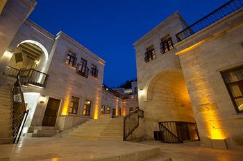 Magic Cave House Hotel