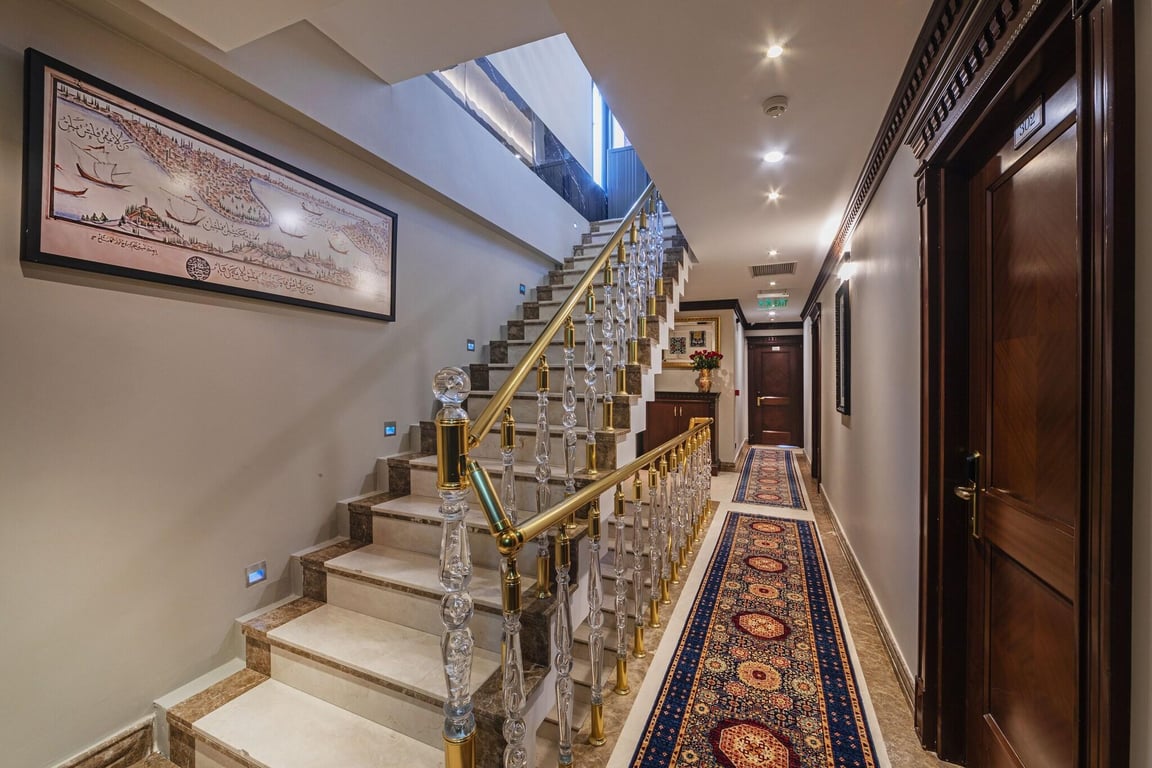 The Magnaura Palace Hotel