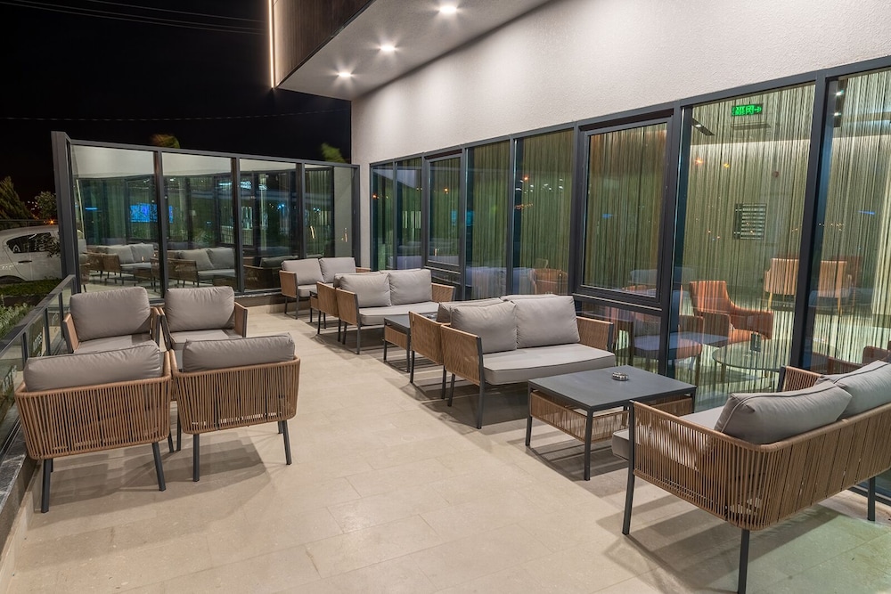 Artes Hotel