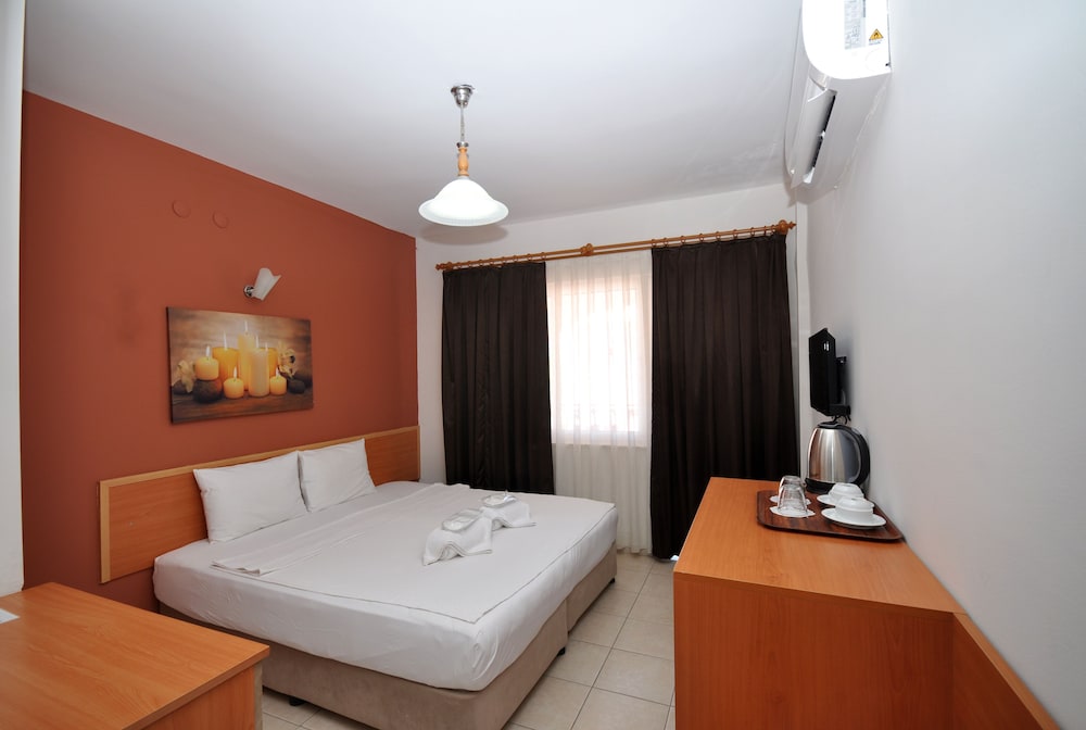 Lale Hotel