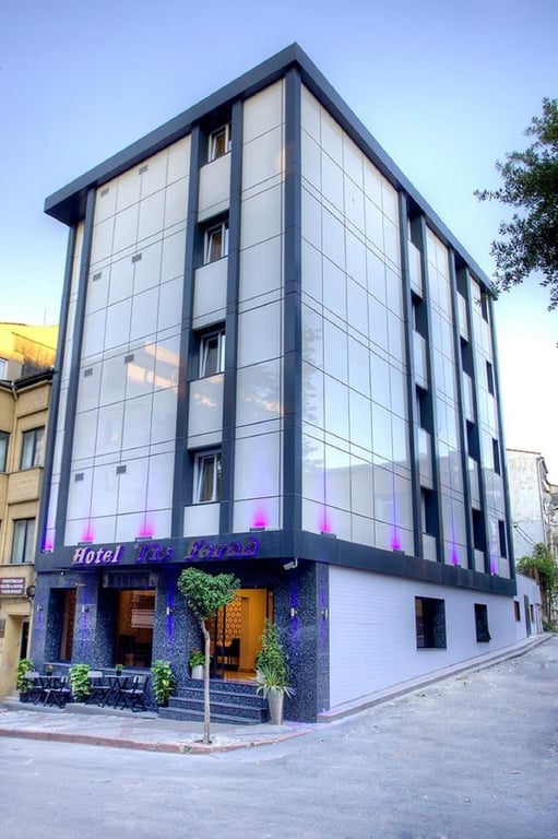 Hotel The Ferah