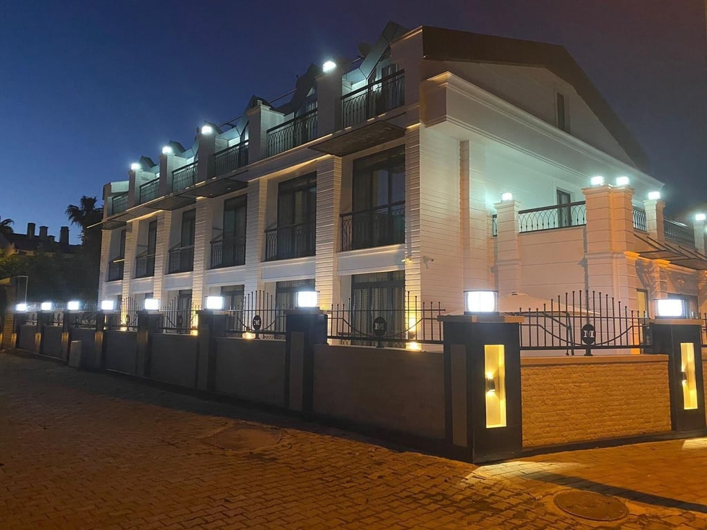 Miyas Luxury Hotel