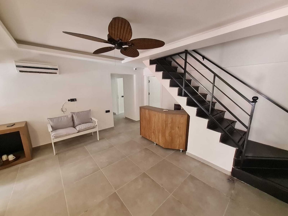 Arin Otel (36 Km Away From Mugla)