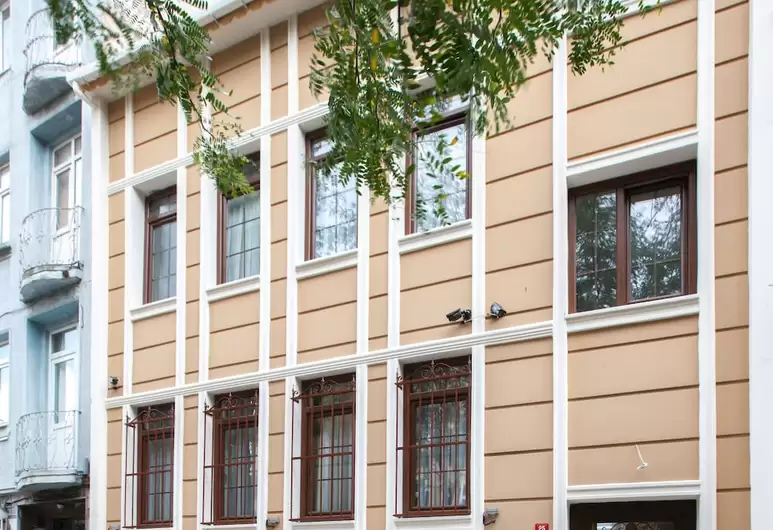 Galley Hotel