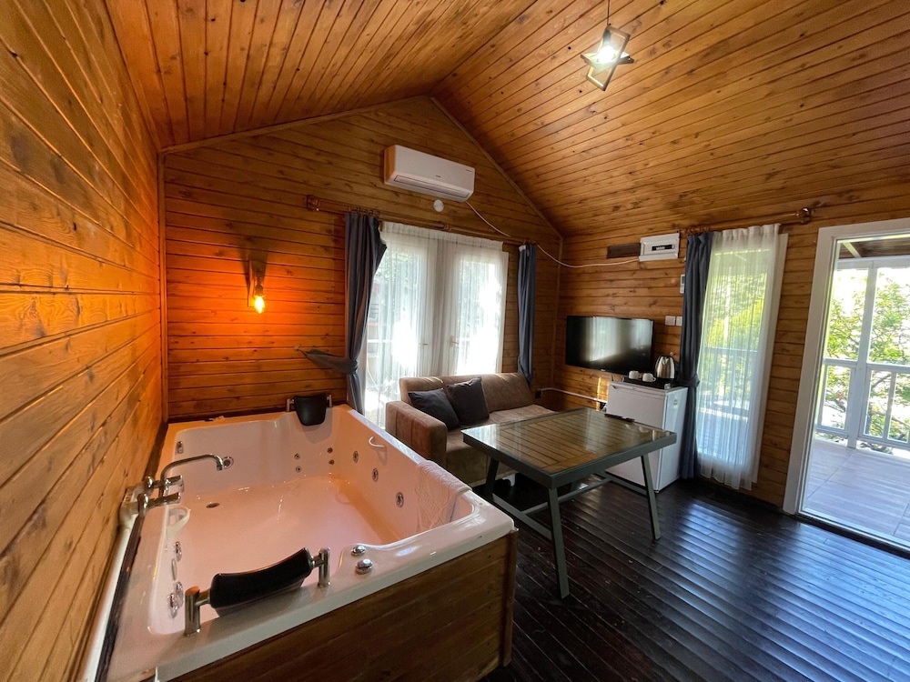 Celik Thermal Boutique Hotel