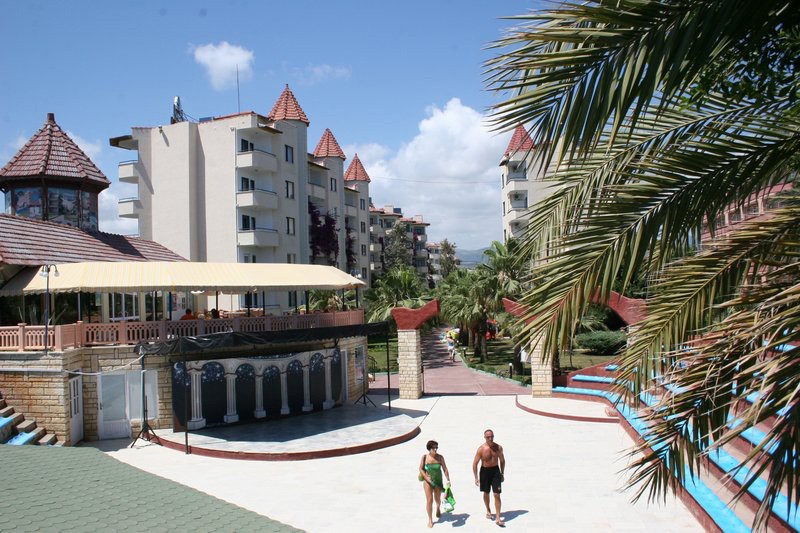 Sun Heaven Family And Spa(also Known As Club Sun Heaven)