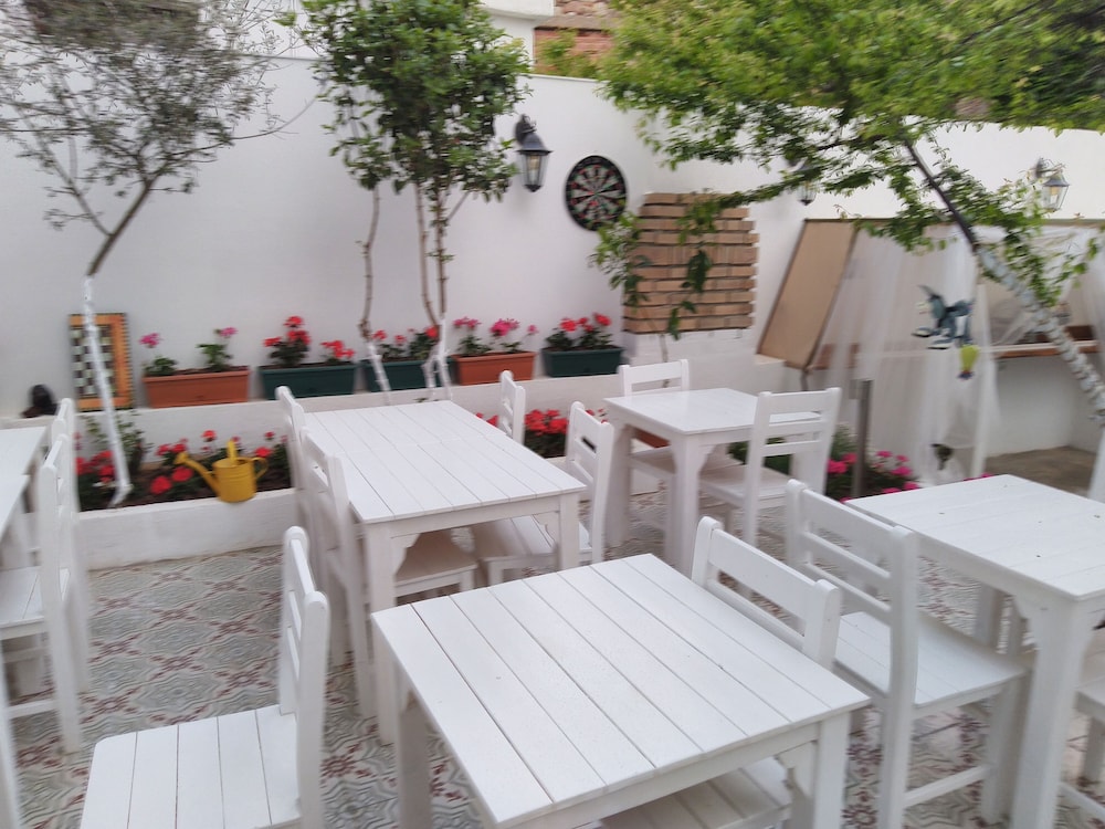 Lime Bozcaada Hotel