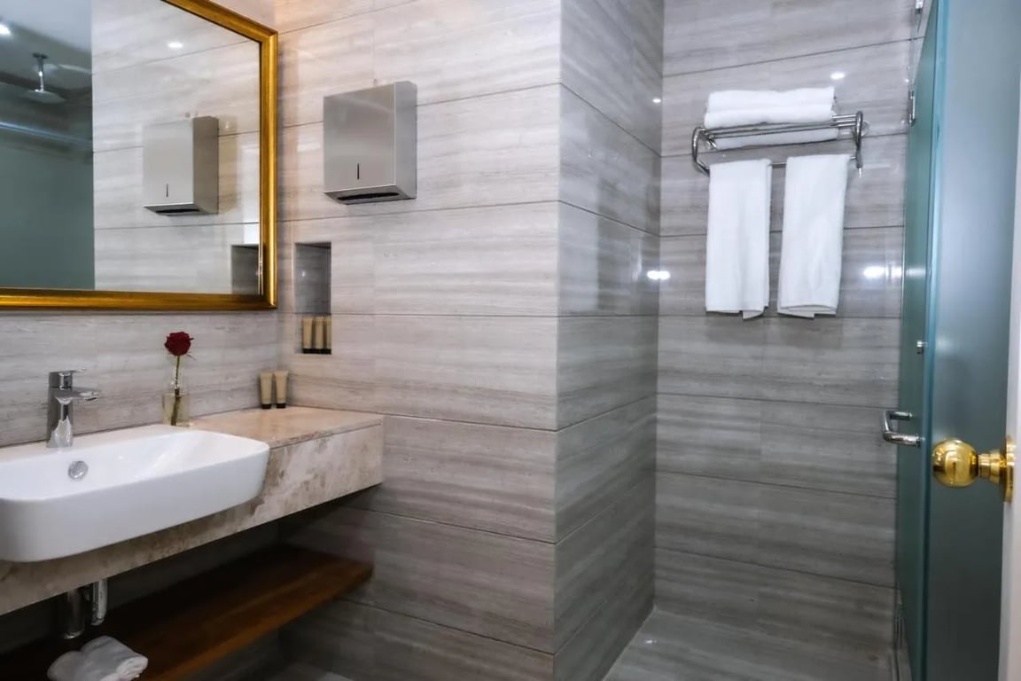 Zenat Al Hayat Basra Hotel