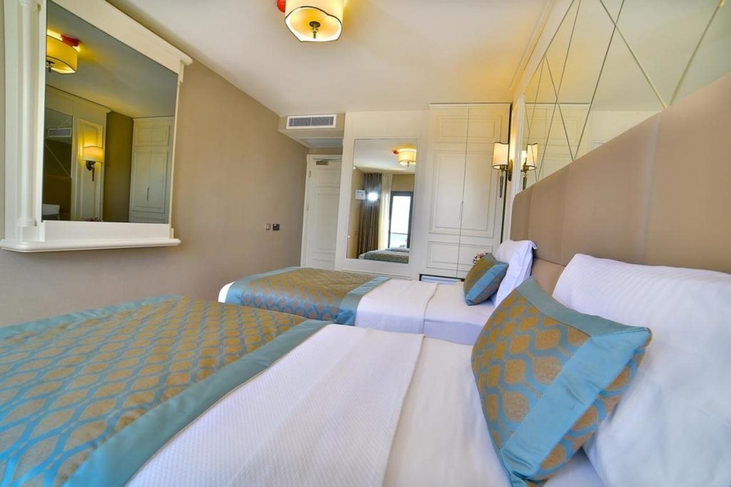 Beethoven Hotel And Suite