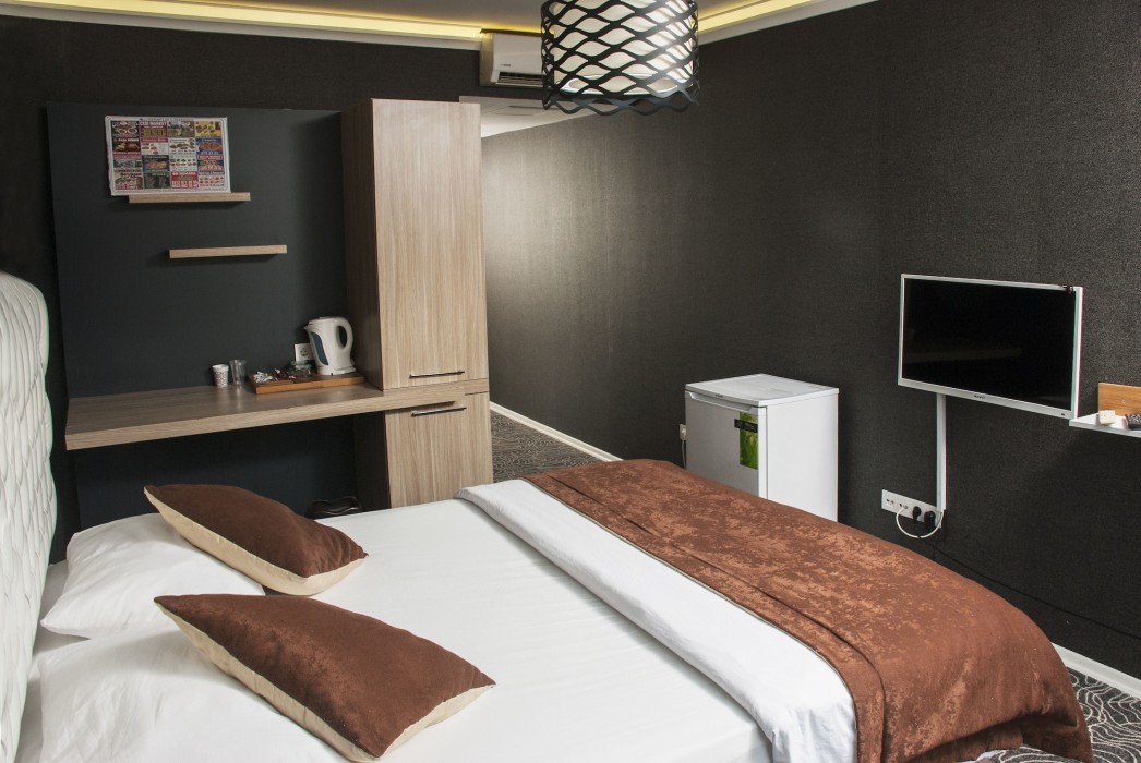 Elit House Suit (No Front Desk Need To Contact Property 7 Days In Advance)