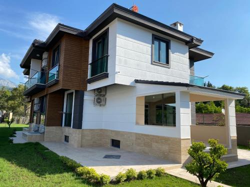 Premium Park Apart (57km Away From Antalya)
