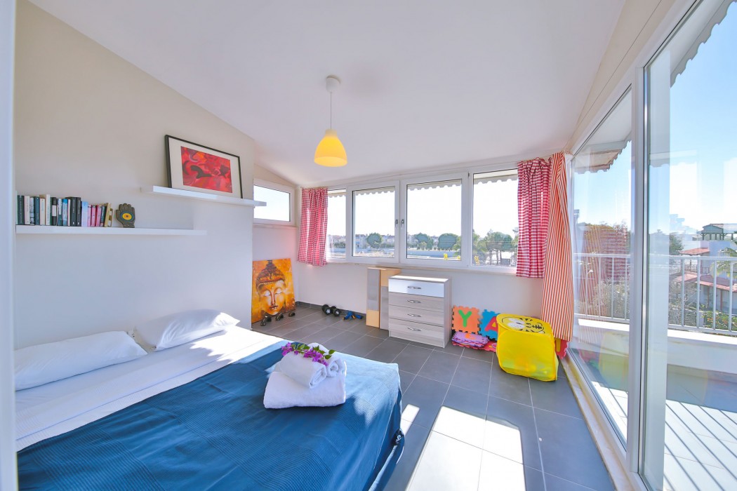 Ev Apartments (Also Knowa Ntalyan As Ev Villas) (47 Km Away From)