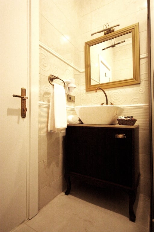 Taksim House Hotel