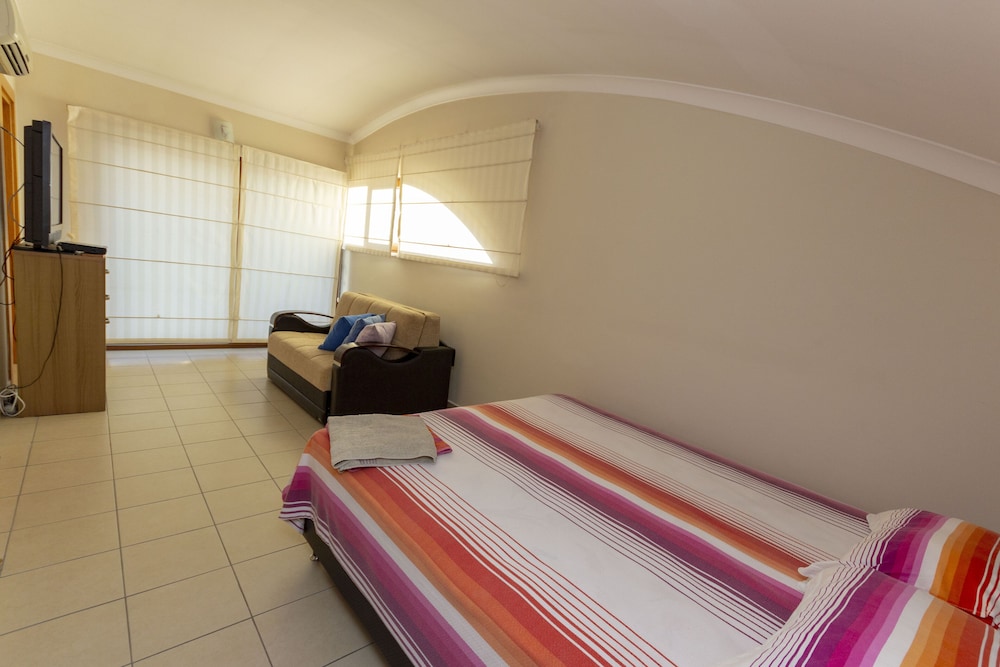 Paradise Town Villa Elite (37km Away From Antalya)