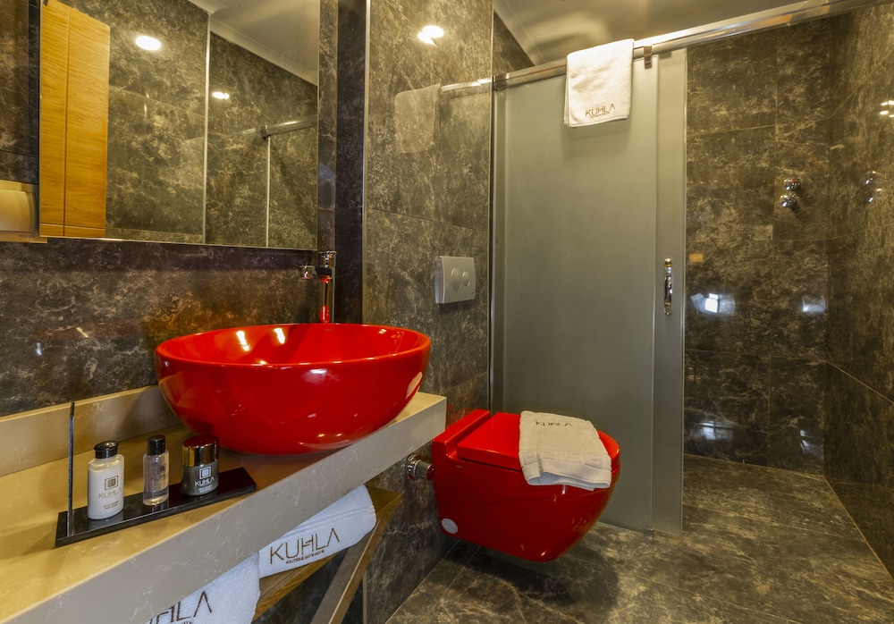 Kuhla Hotel(also Known As Kuhla Boutique Suite Hotel/kuhla Suite Hotel)