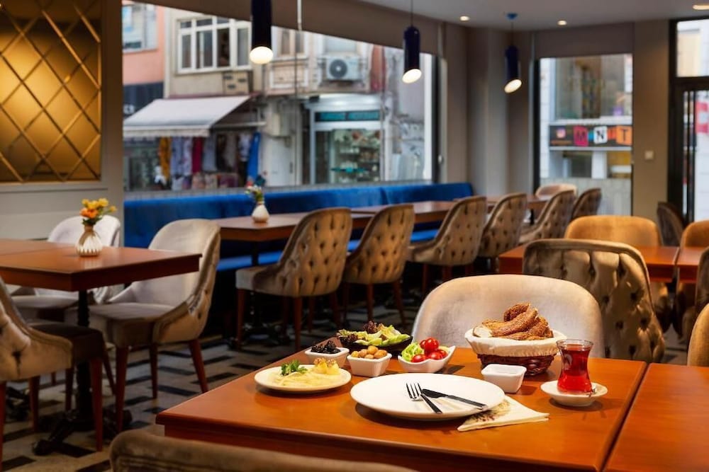 Guner Business Hotel
