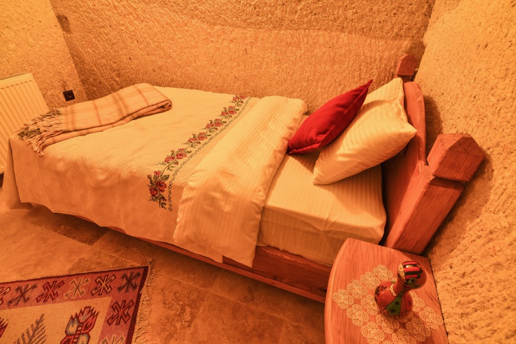 Mosaic Cave Hotel