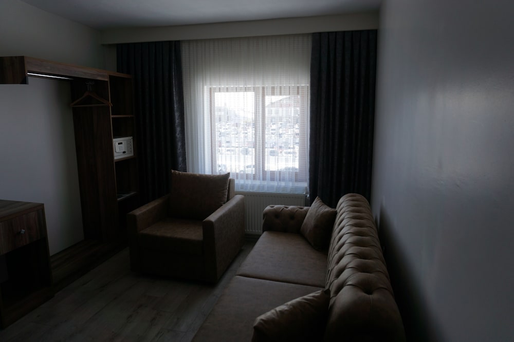 Zumrut Palas Hotel
