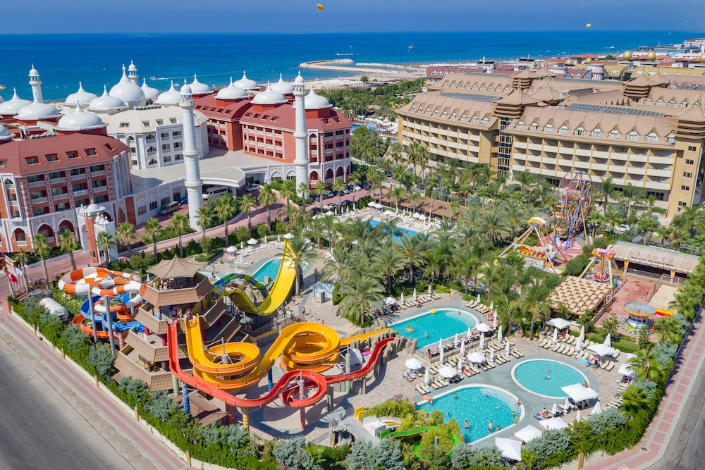 Royal Taj Mahal All Inclusive (66Km Away From Antalya)