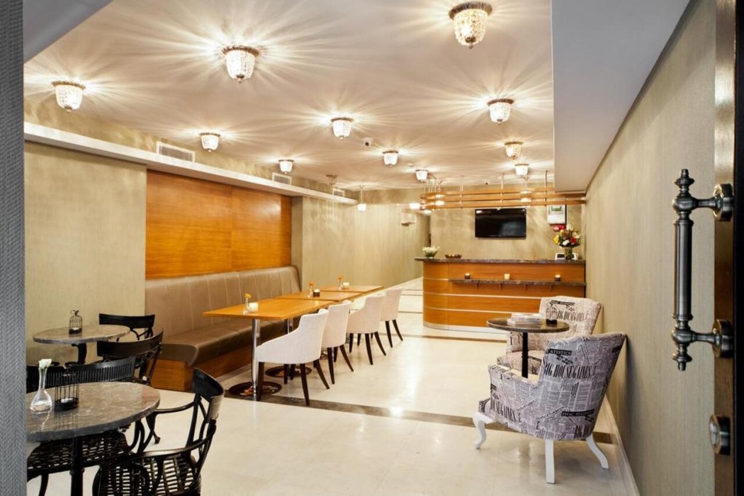 Gravis Suites Hotel
