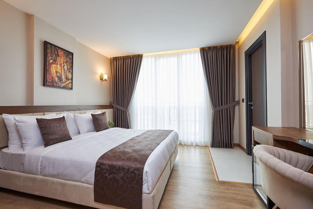 Opera Hotels Istanbul Airport (36Km Away From Istanbul)