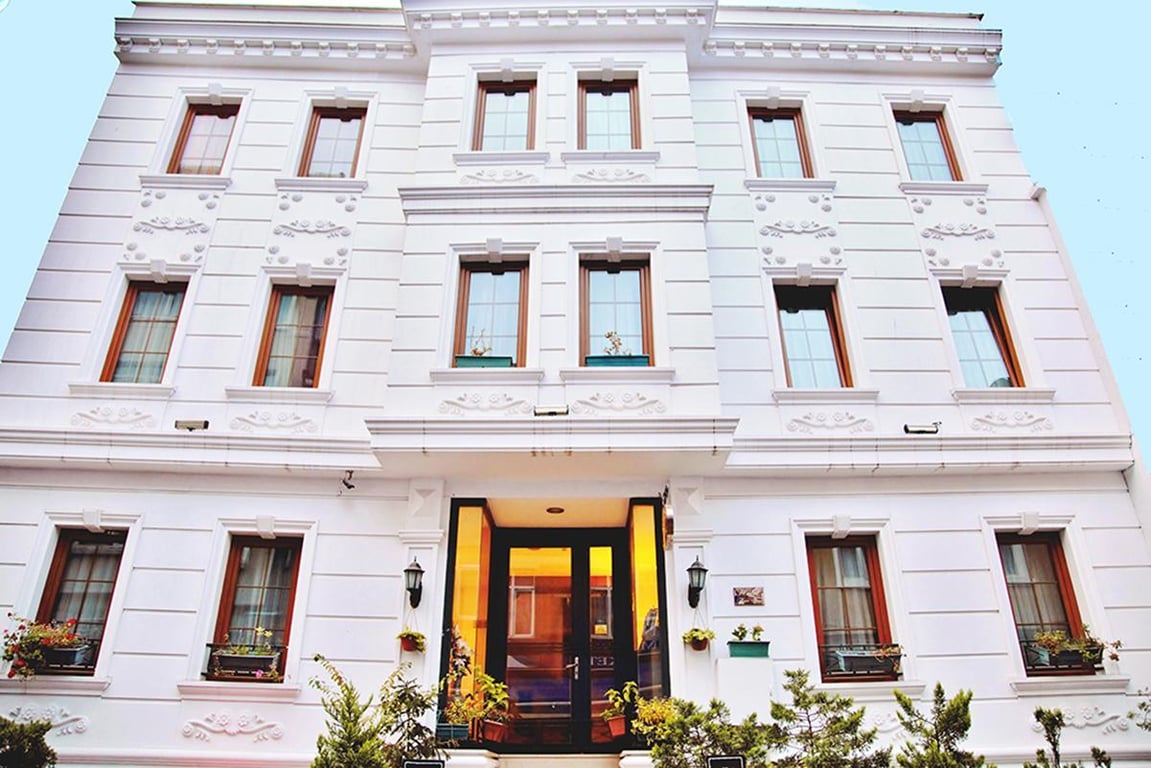 Mari Time Hotel