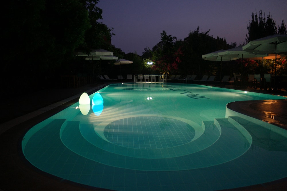 Mr Dim Exclusive Apart Hotel