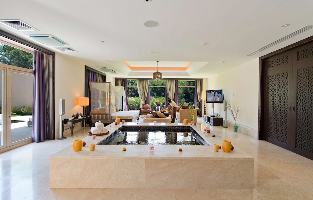 Xanadu Resort Hotel High Class(47km Away From Antalya)