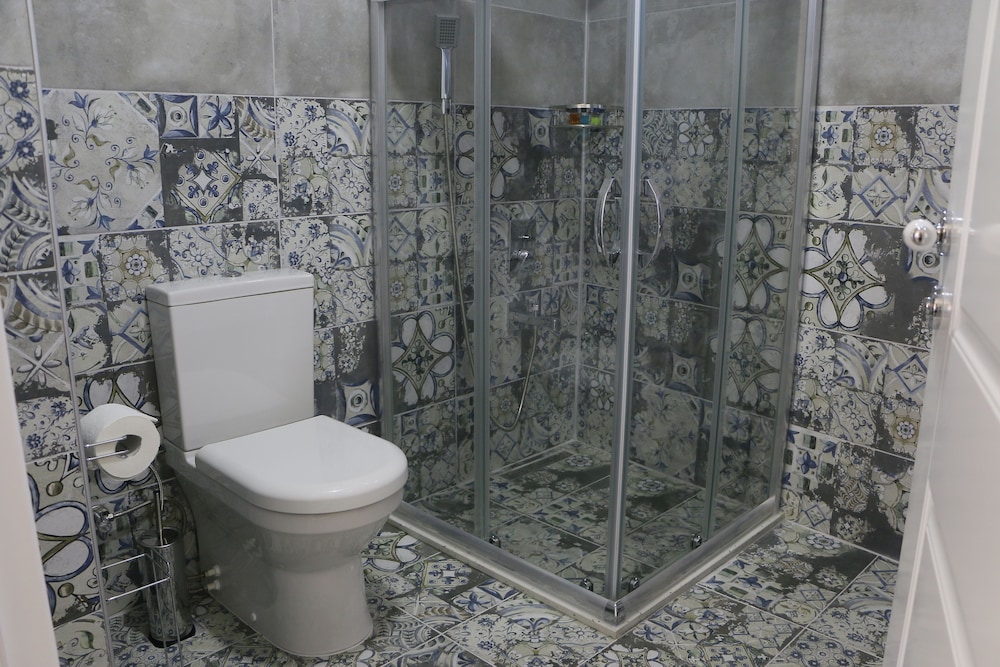 Troas Ada Hotel