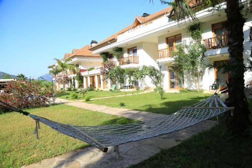 Yonca Butik Hotel (also Known As Yonca Hotel)(121 Km Away From Antalya)