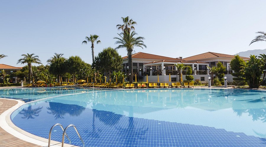 Sah Inn Paradise Tatil Koyu (102Km Away From Antalya)