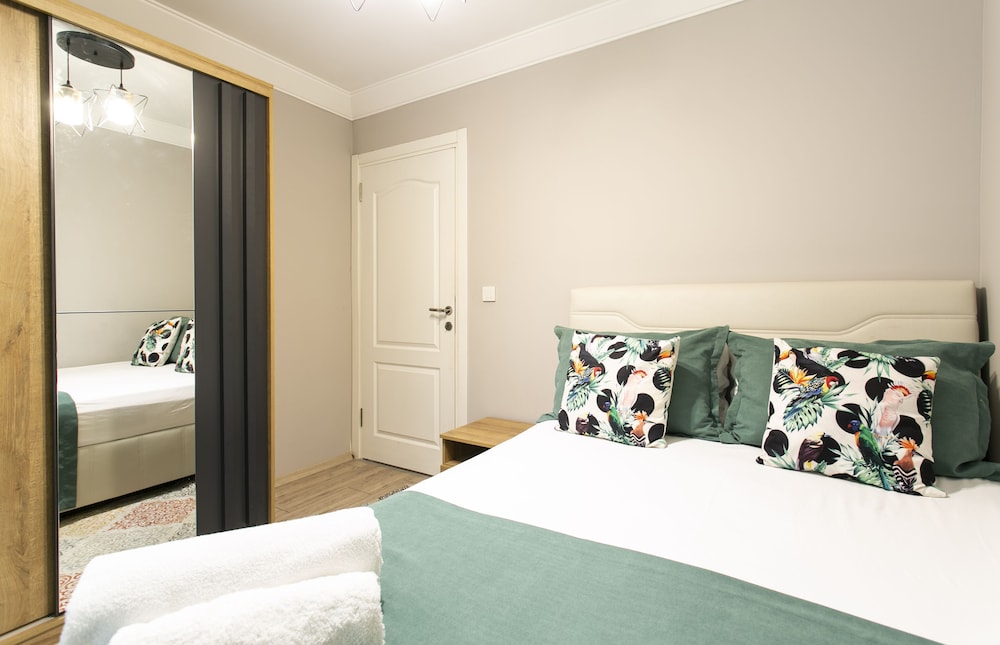 Sirenas Suites