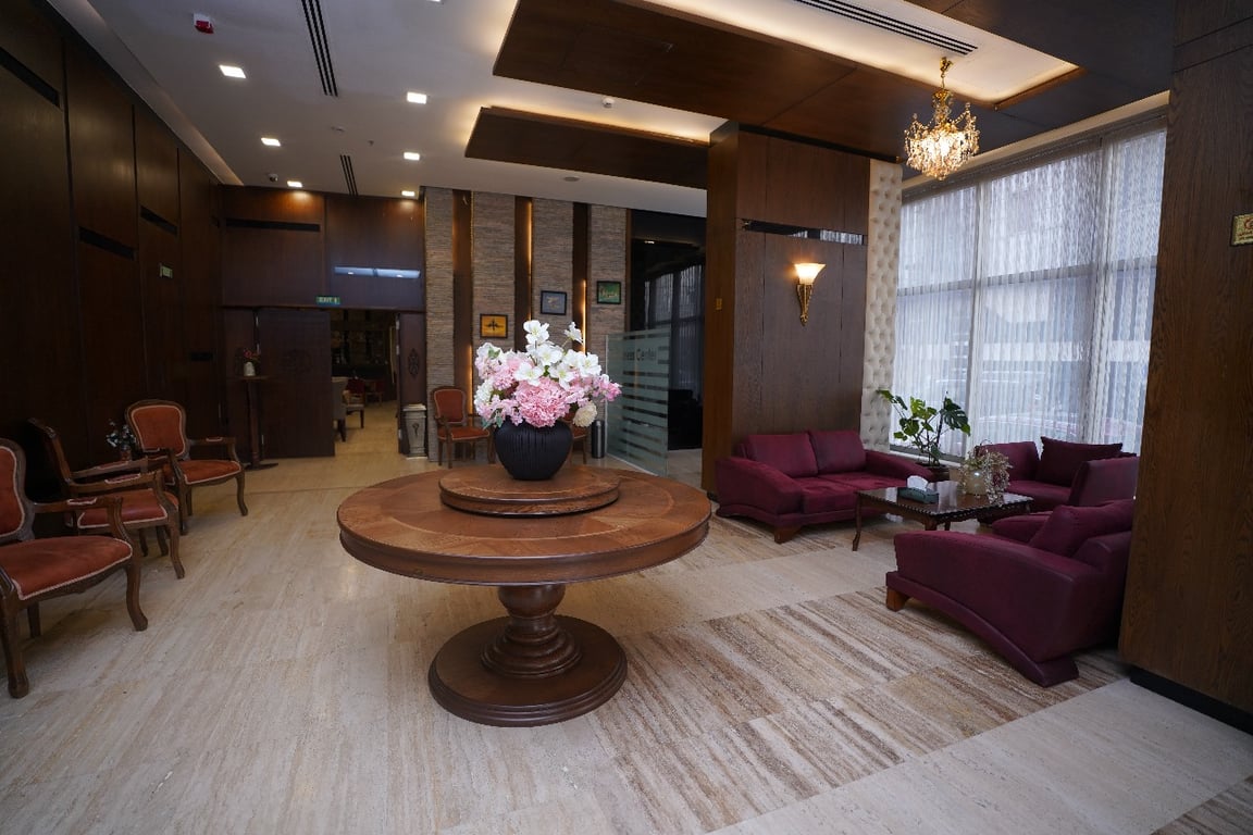 Paris Plaza Hotel