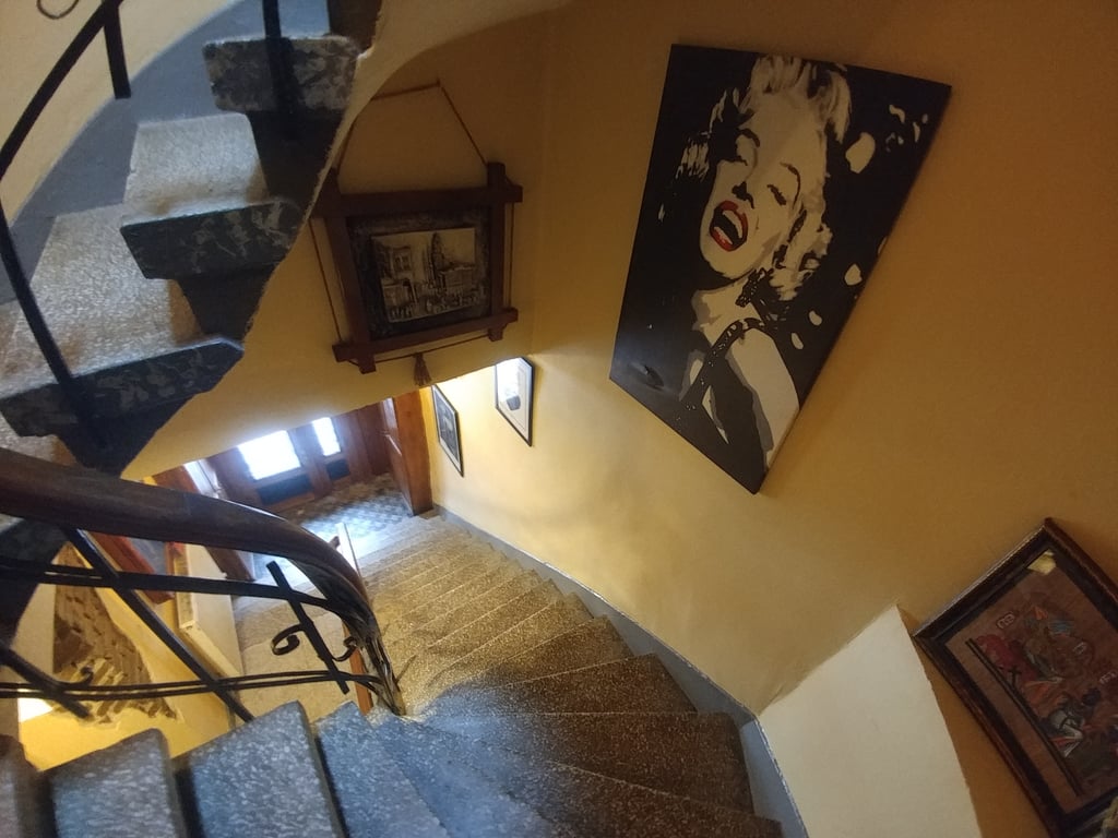 Antique Hostel