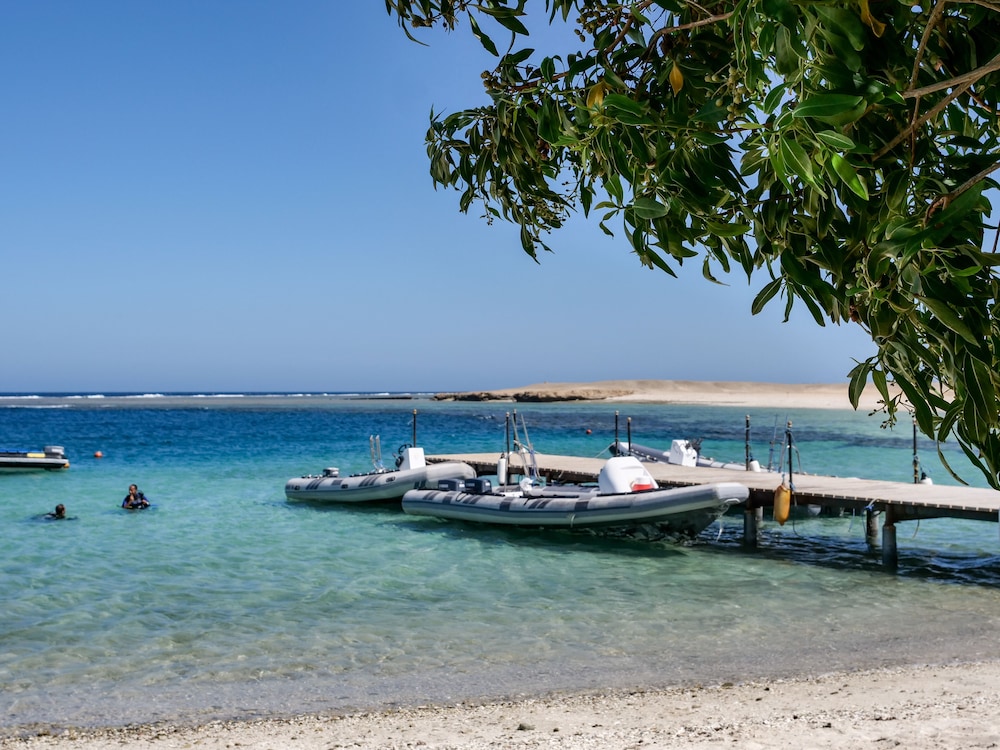 Marsa Nakari Village