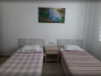 Bolero Apart Hotel (Limited Hours Front Desk Need To Contact Property 7 Days In Advance)