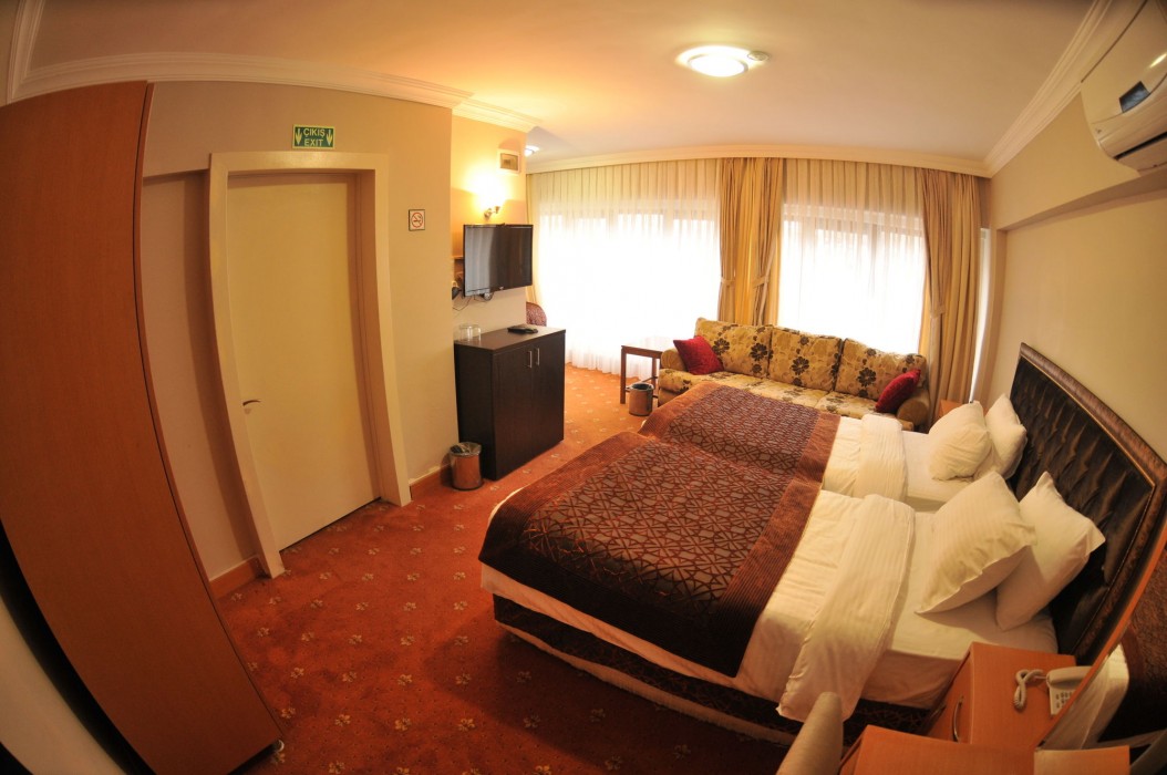 Palace Point Apart Hotel