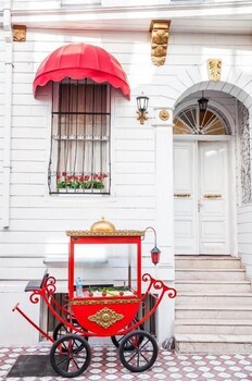 Beyaz Kosk Hotel
