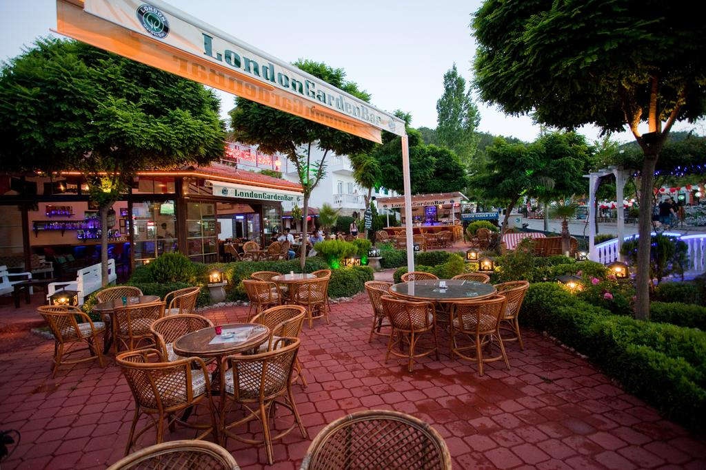 London Hotel (13.2 Km Away From Fethiye)